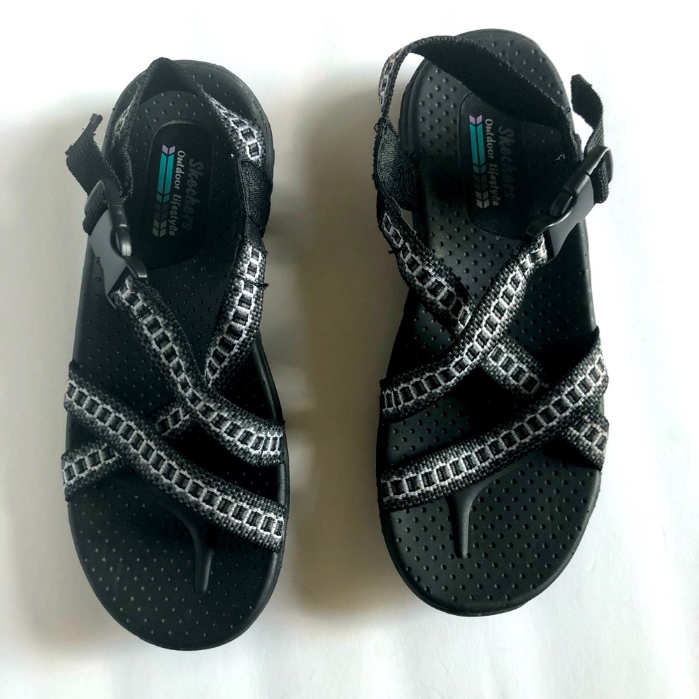 Sketchers Outdoor Sandals. Size 7 EUC